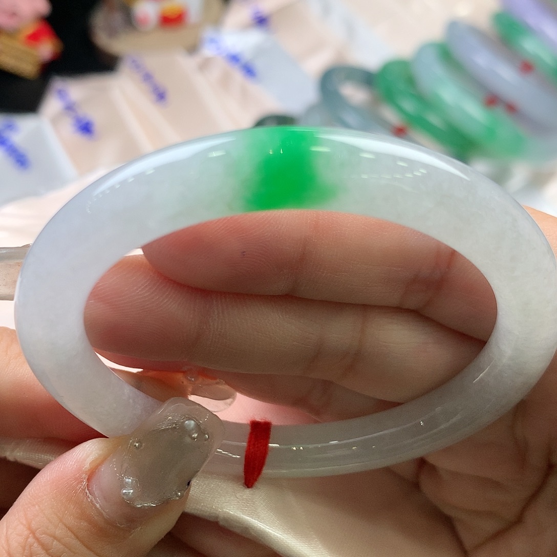 翡翠未镶嵌手镯53圆条