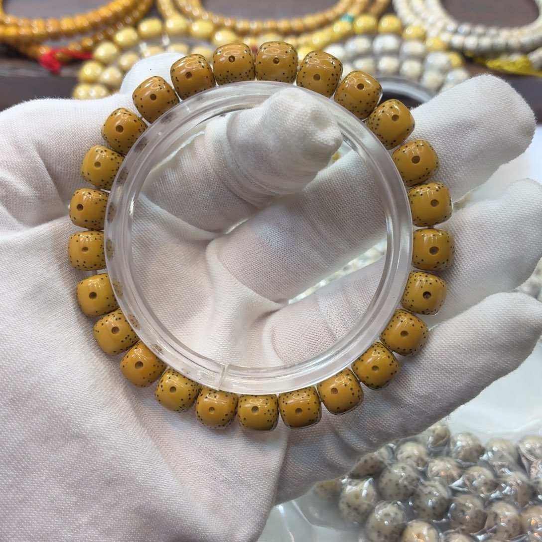 吊坠星月菩提9x8牛眼睛