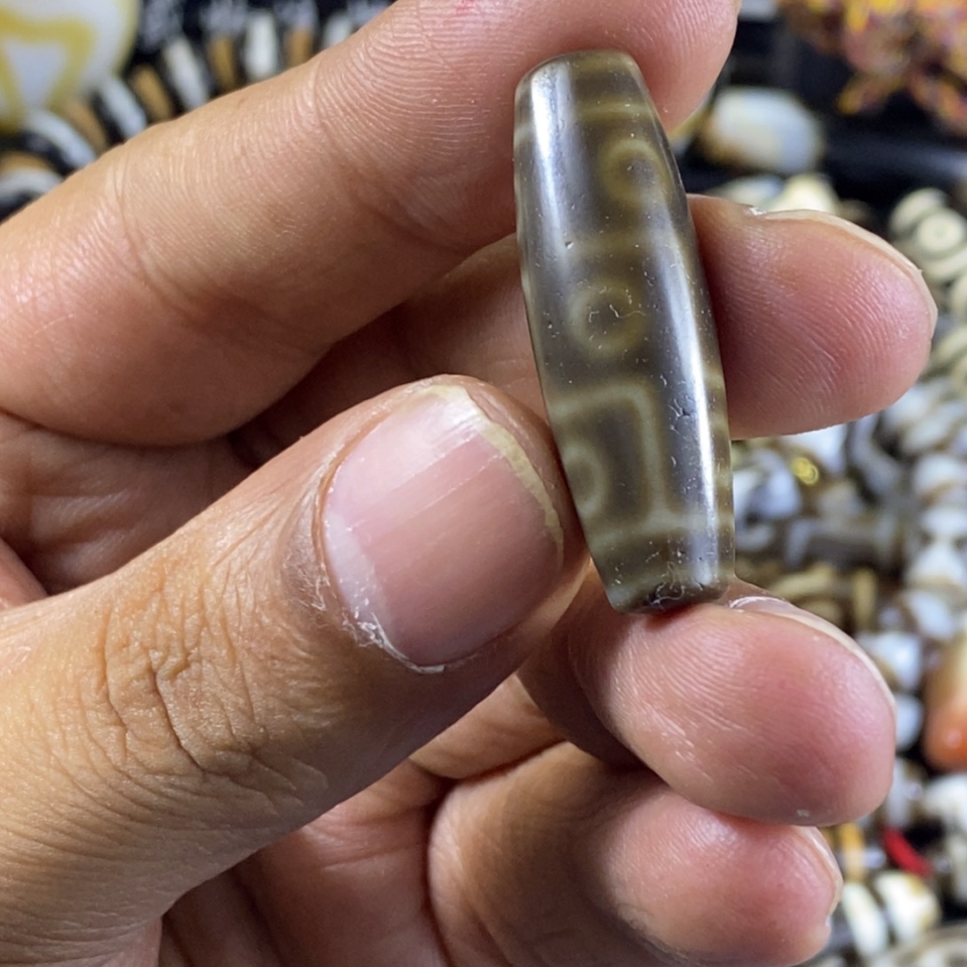 只买单纯的吊坠，没带链子，属的性质。天缘