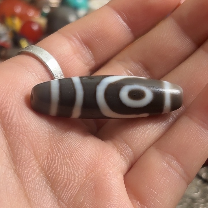 泥塑两眼珠子 藏传