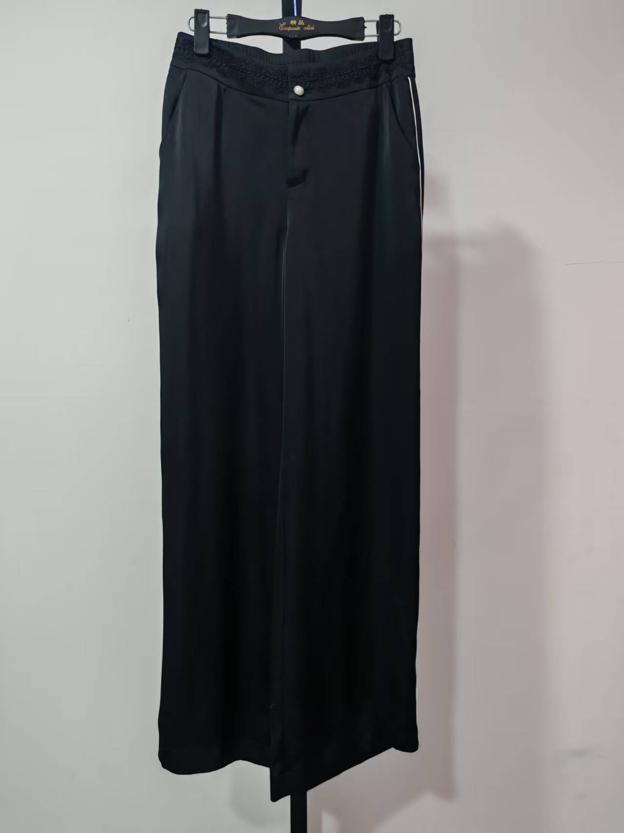 0077侧白条直筒裤  默认微瑕无运费险