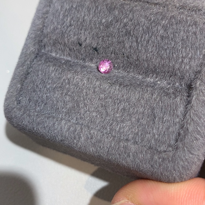 尖晶石裸石未镶嵌0.31克拉