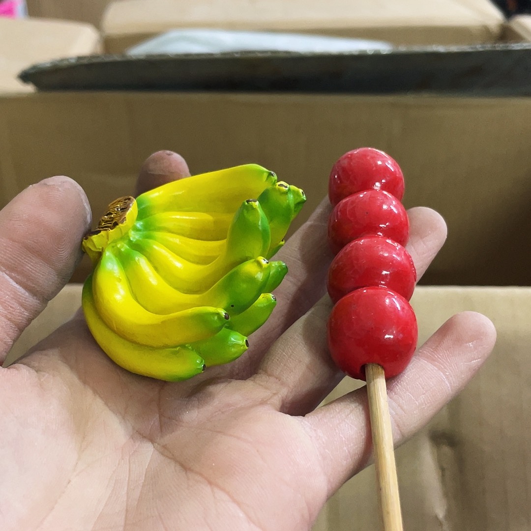 摆件    微瑕。