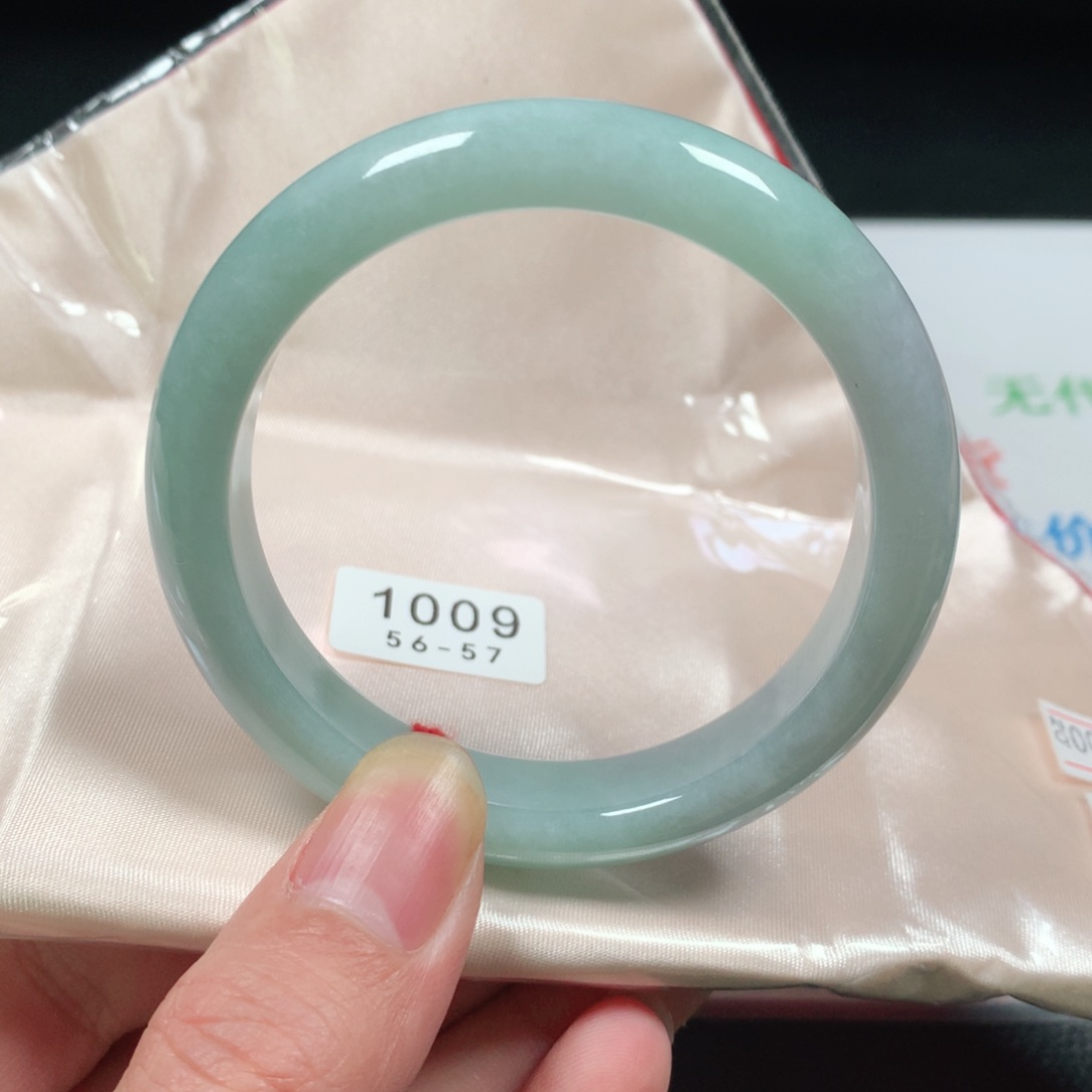 翡翠手镯未镶嵌编号1009