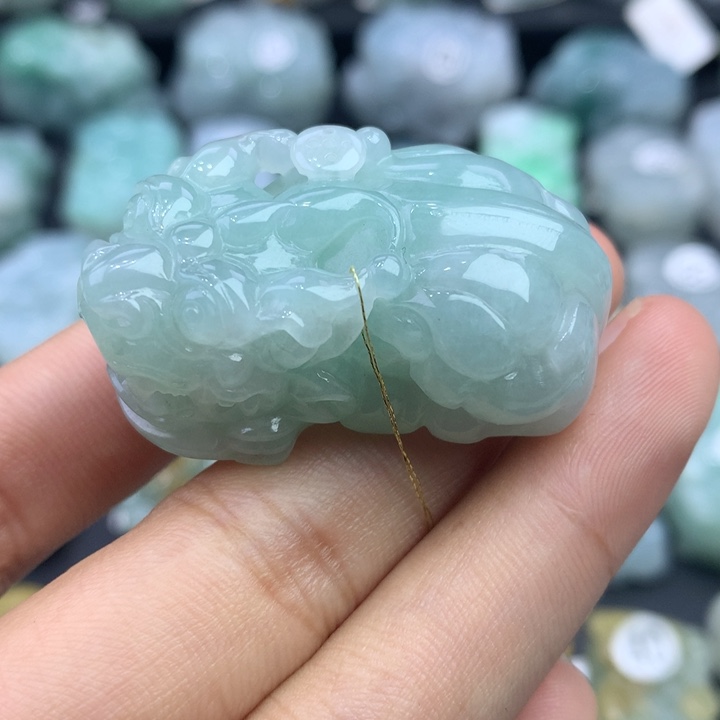 翡翠颈饰未镶嵌天然缅甸翡翠