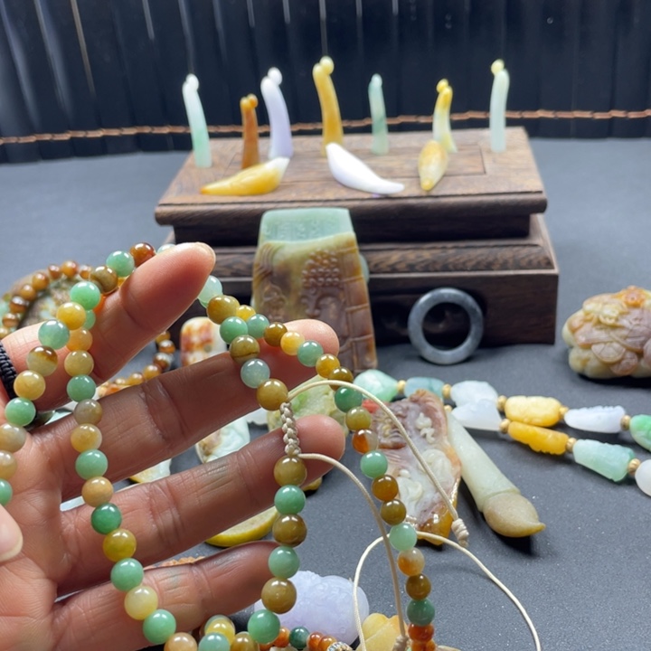 定制翡翠未镶嵌零*?