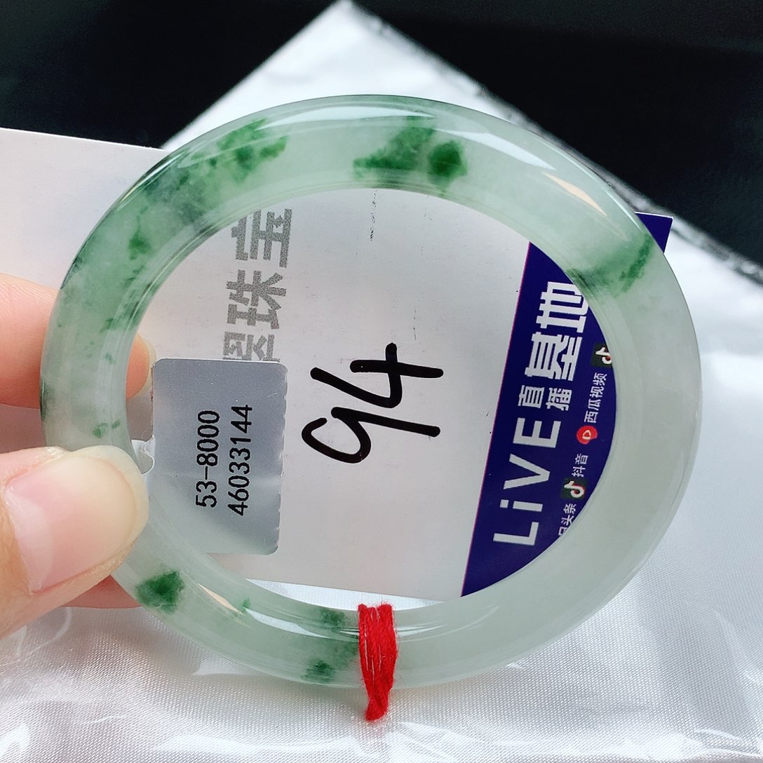 翡翠手镯未镶嵌缅甸天然A货翡翠手镯