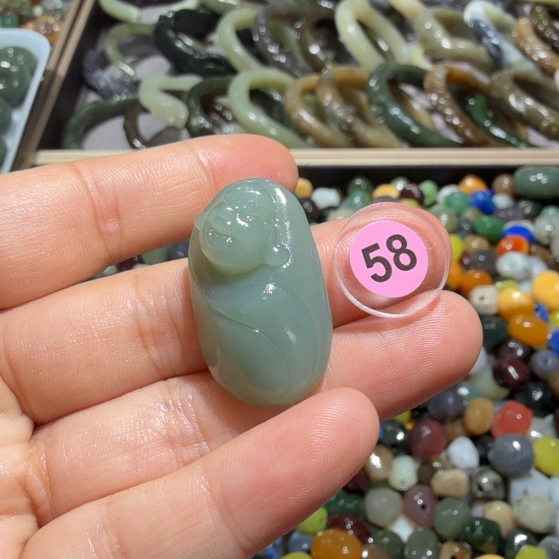 和田玉未镶嵌珠宝奇石