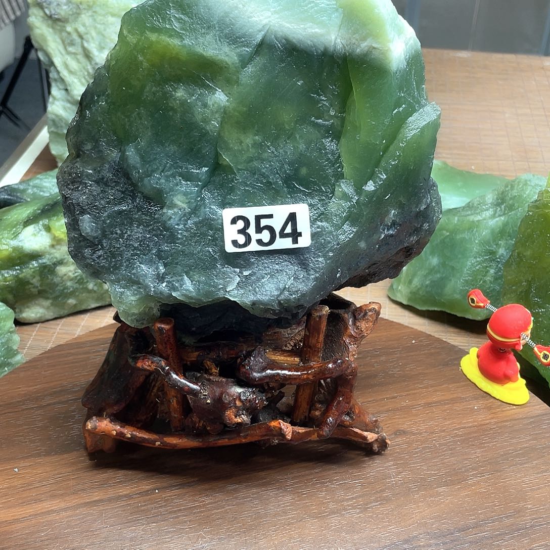 老***物未镶嵌蛇纹石玉原石