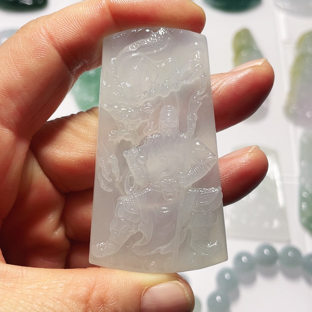 未镶嵌定制翡翠翡翠吊坠