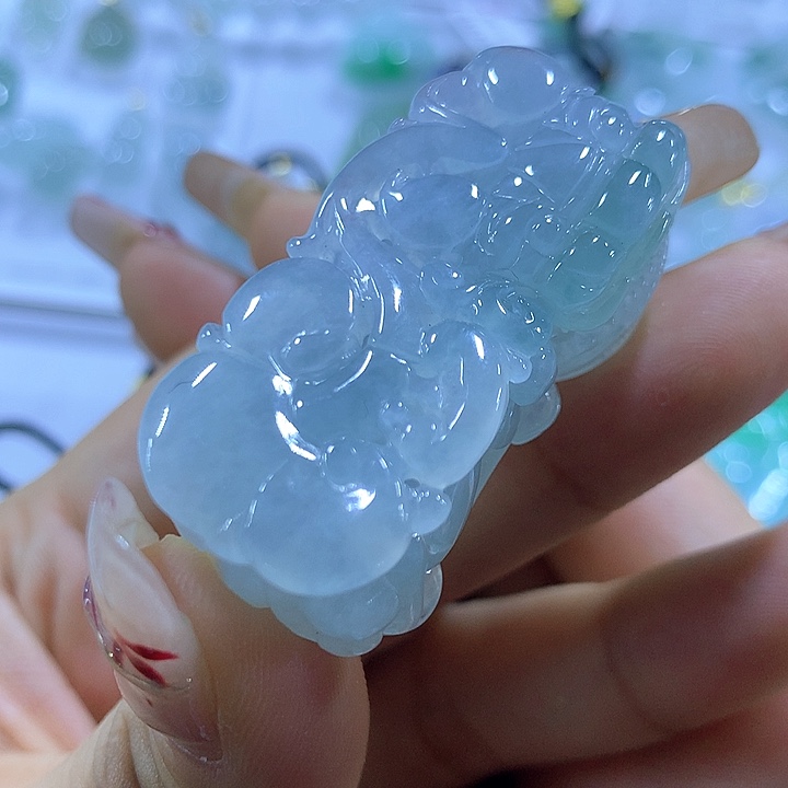翡翠未镶嵌颈饰天然翡翠A货吊坠