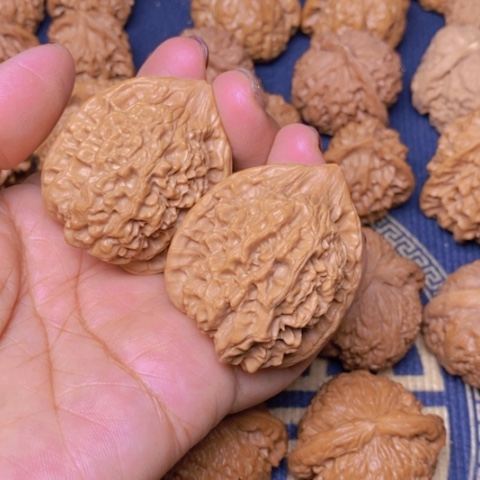 【闪购商品】文玩核桃吊坠官帽42