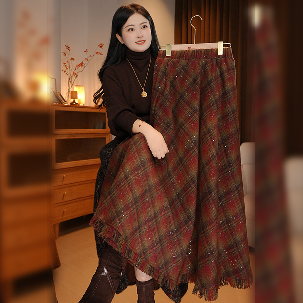 【NANA专属】2025秋冬厚款复古红洒银格纹裙流苏精致藏肉D8434