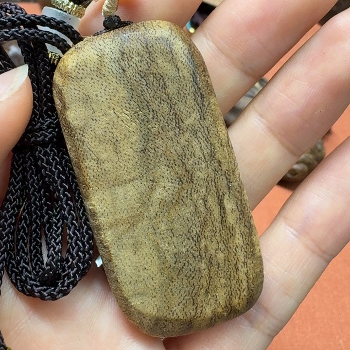 大叶紫檀（黑酸枝木类）