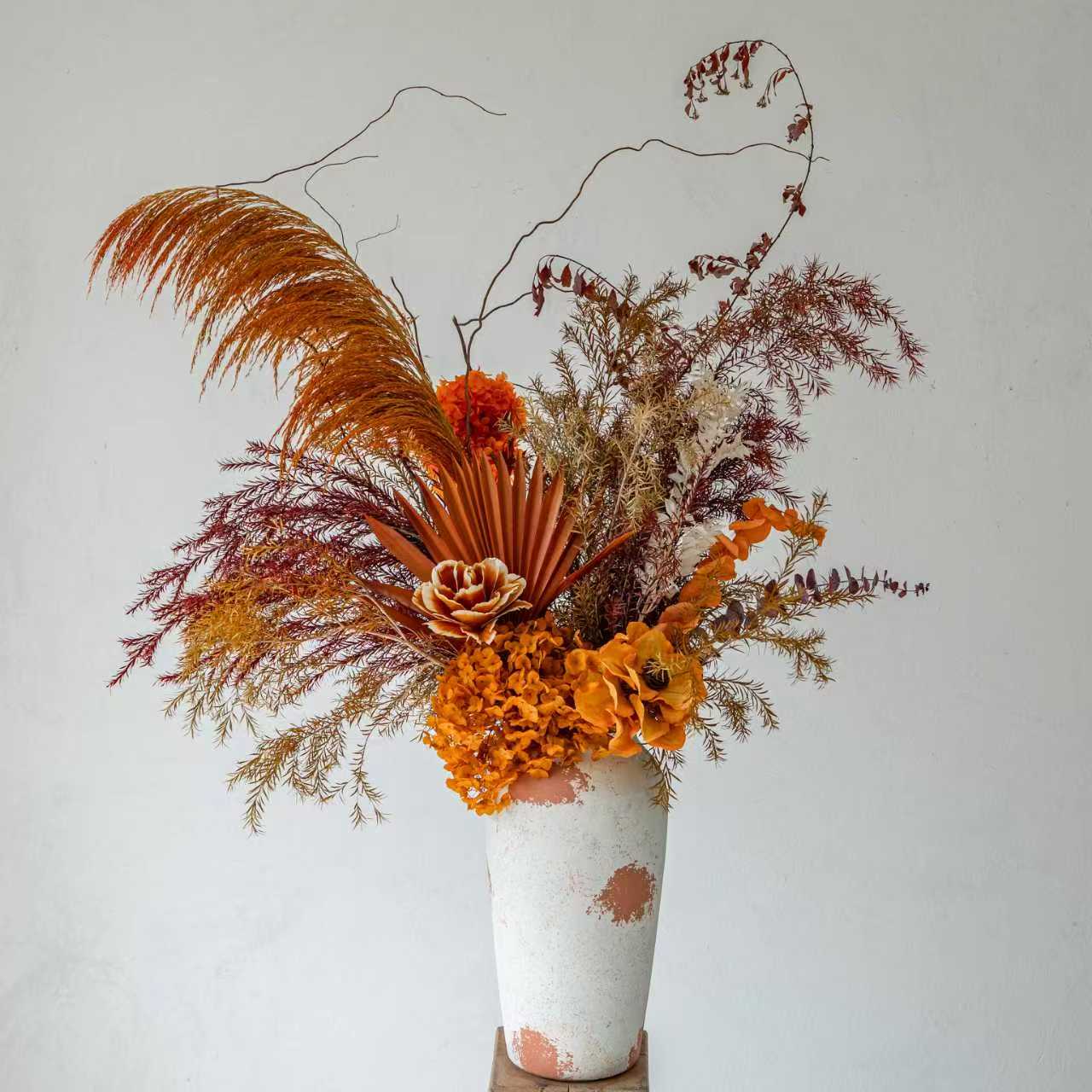 【橙心橙意】餐桌边几电视柜适用的永生花花束