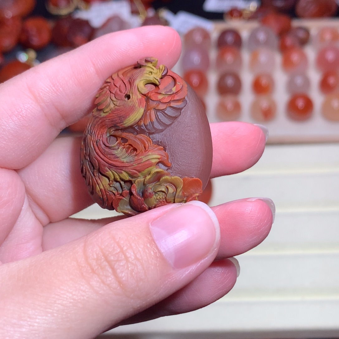 乐***颜南红玛瑙未镶嵌珠宝半成品包浆浴火重生