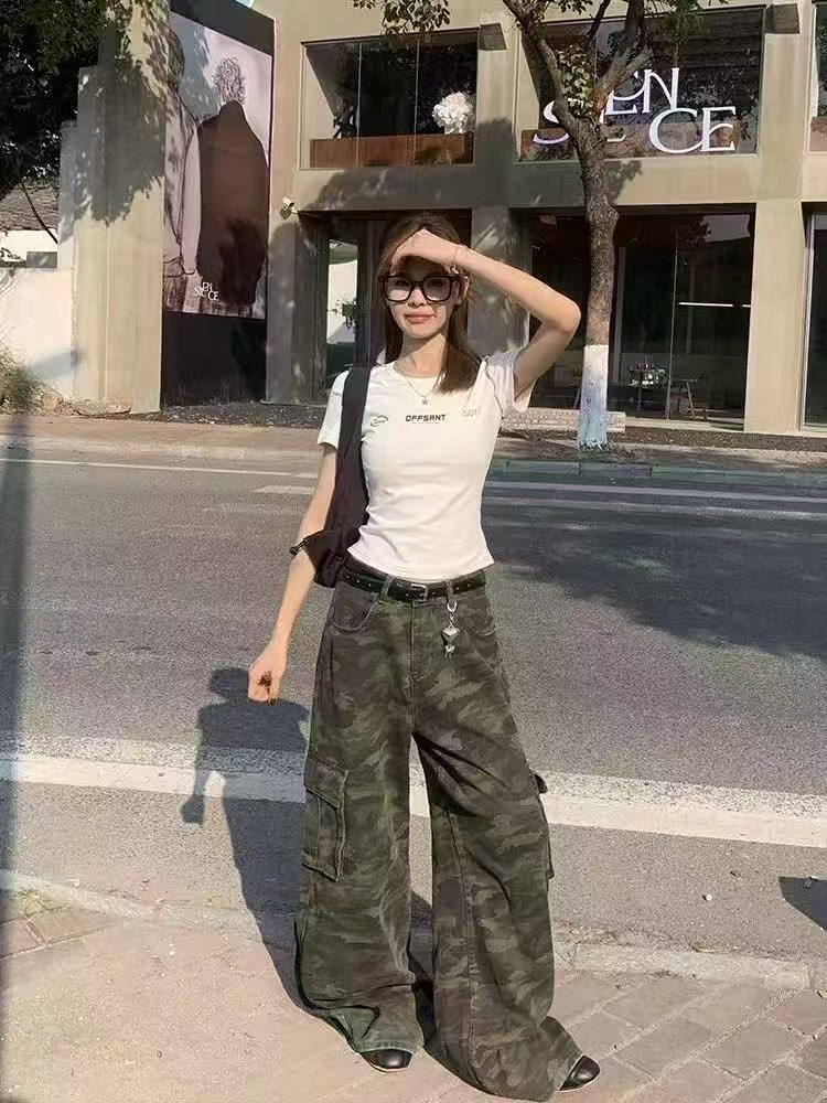 女装牛仔裤潮牌窄板