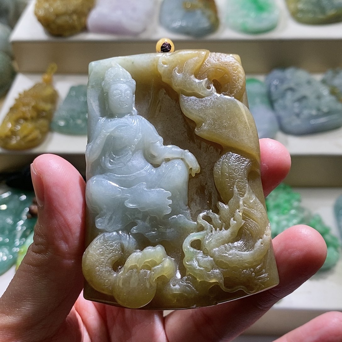 【闪购商品】翡翠颈饰未镶嵌观音