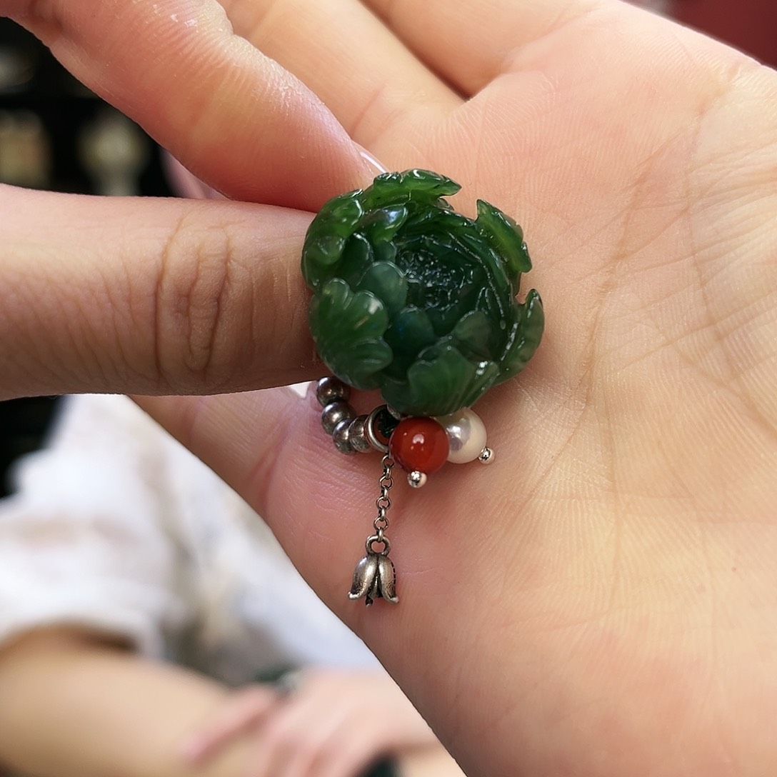 和田玉（碧玉）戒指未镶嵌秋*牡丹