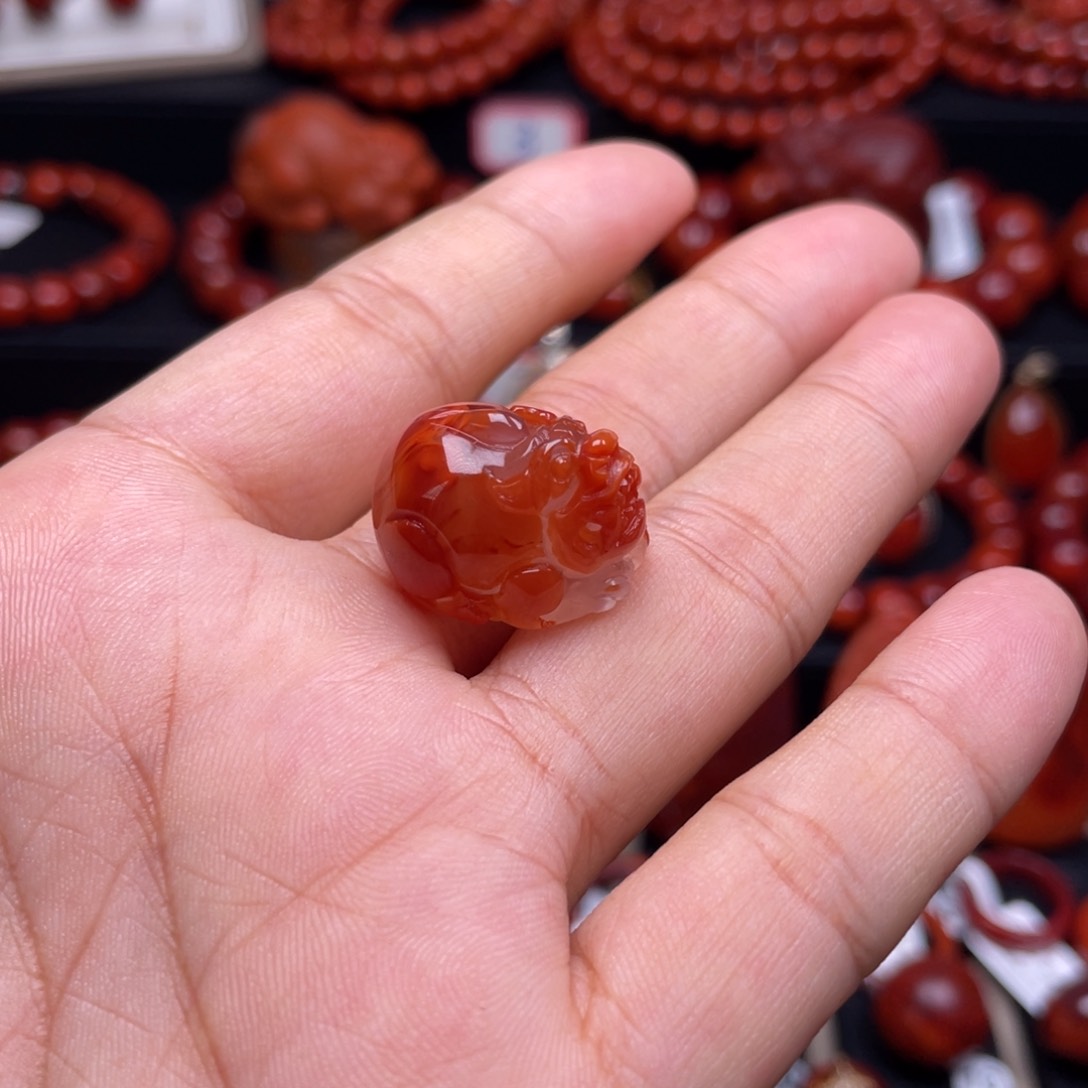 南红玛瑙珠宝奇石未镶嵌吊坠