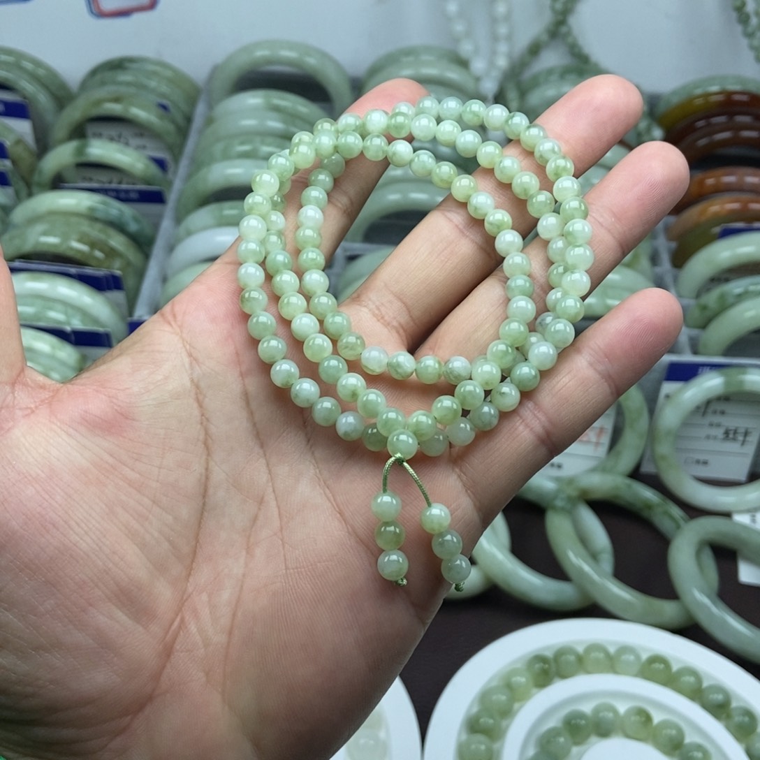 蛇纹石玉未镶嵌手链