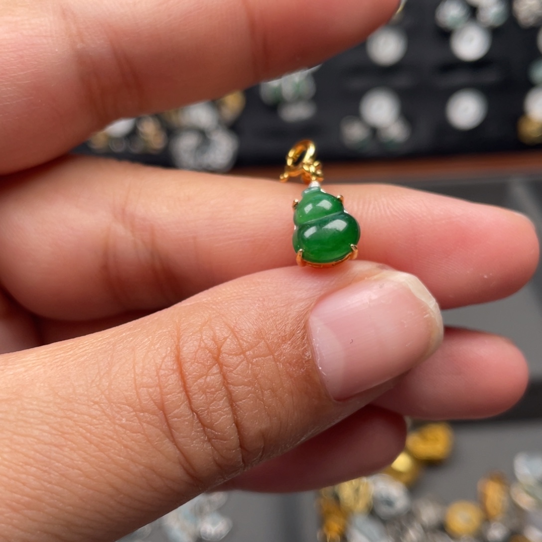 翡翠银S925镶嵌耳饰，