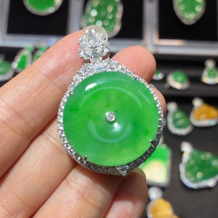 翡翠18K金镶嵌吊坠(不含链)翡翠