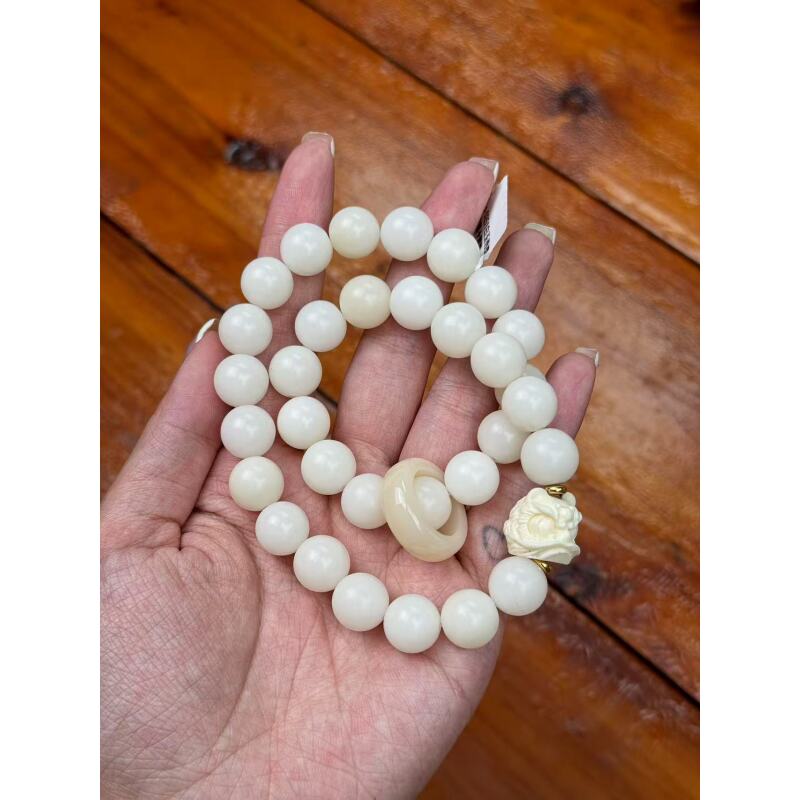 s-0251精品手串无礼盒