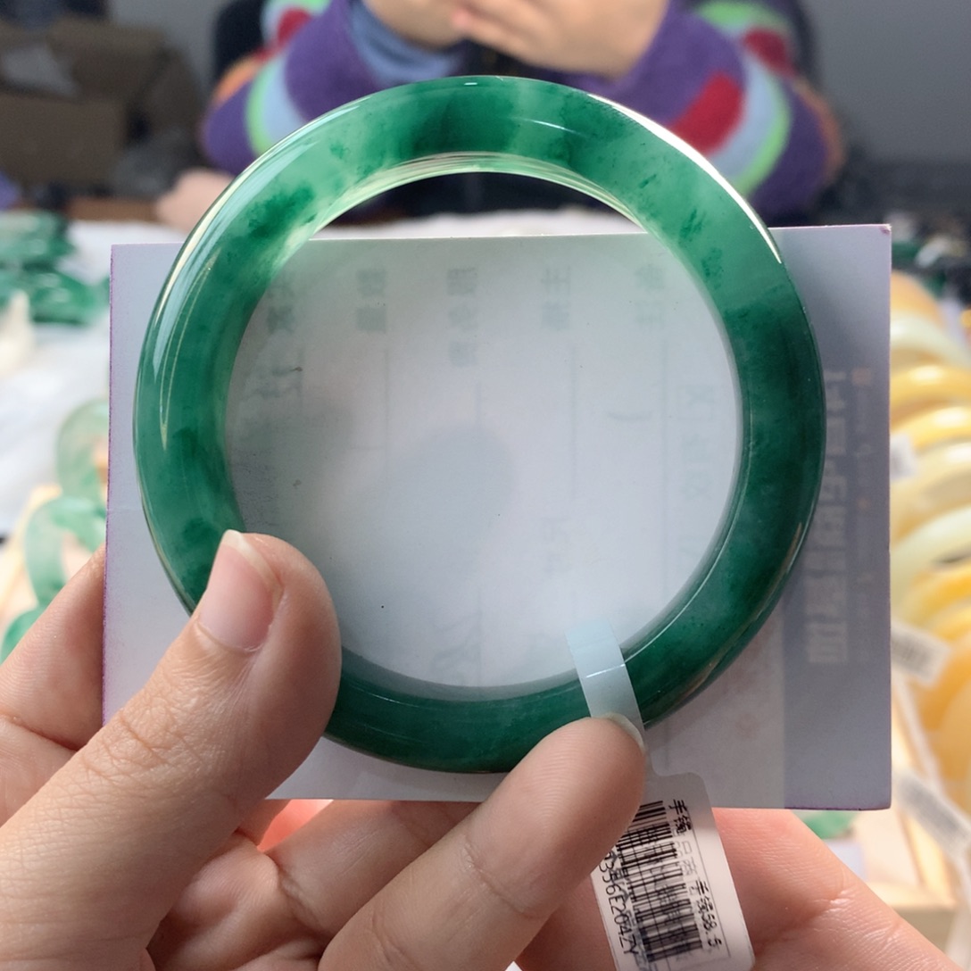 石英质玉手镯未镶嵌58