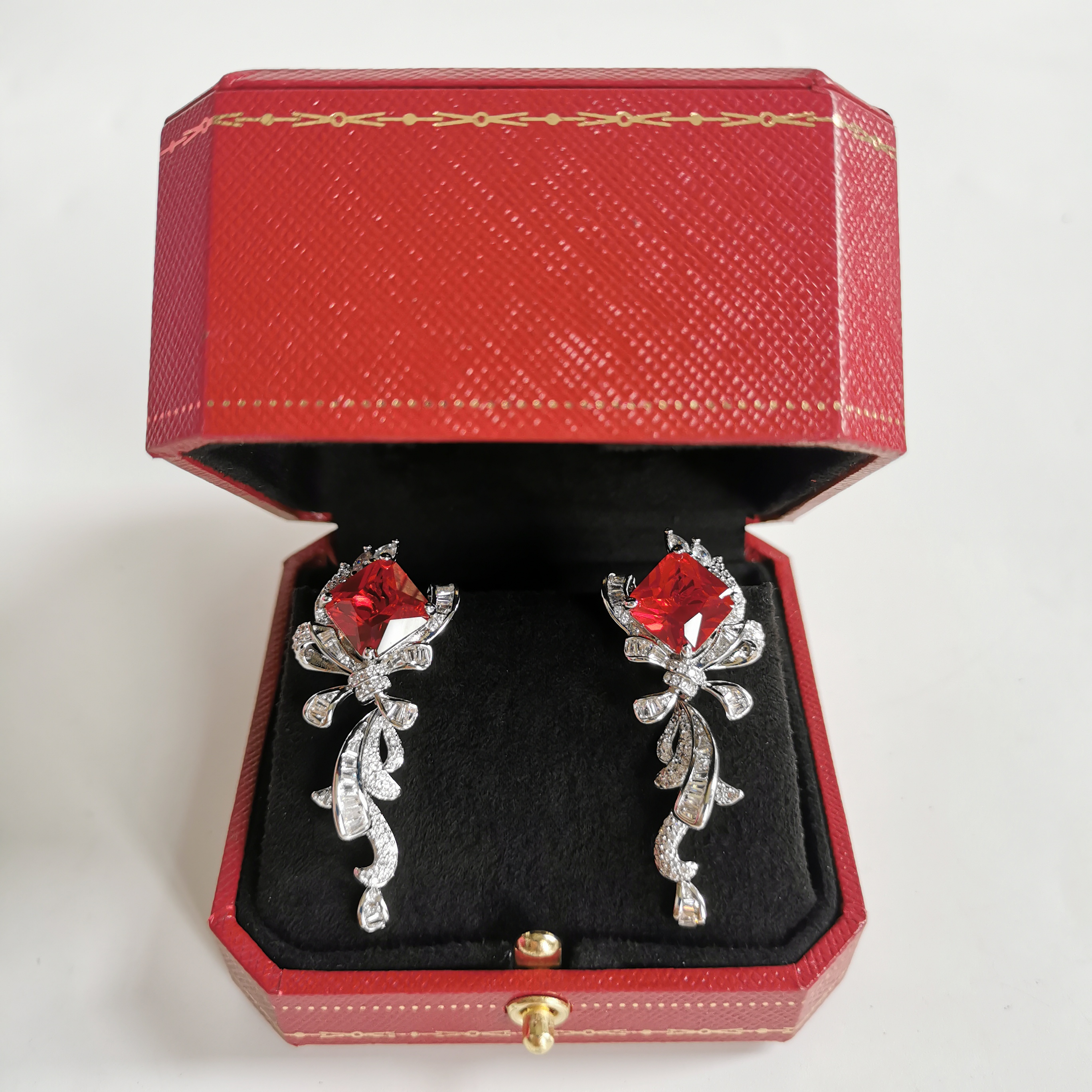 2997红耳环--红--精工红耳环赠礼盒
