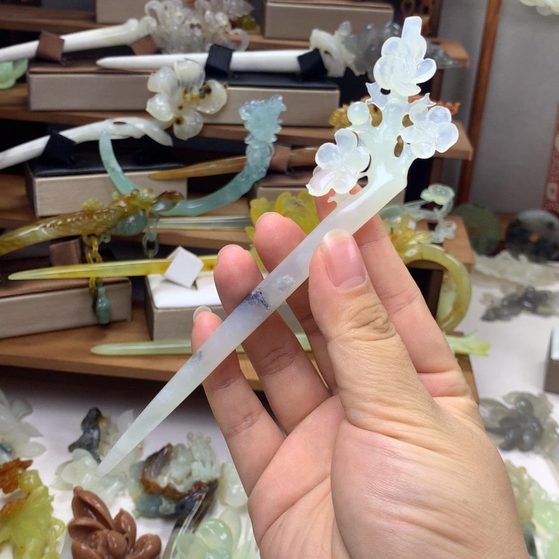 蛇纹石玉未镶嵌发饰