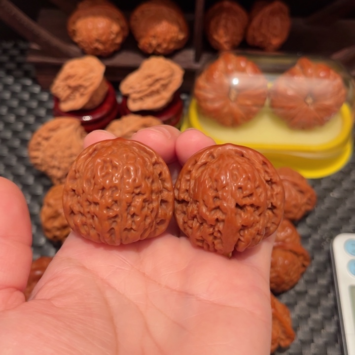 文玩核桃吊坠南疆石