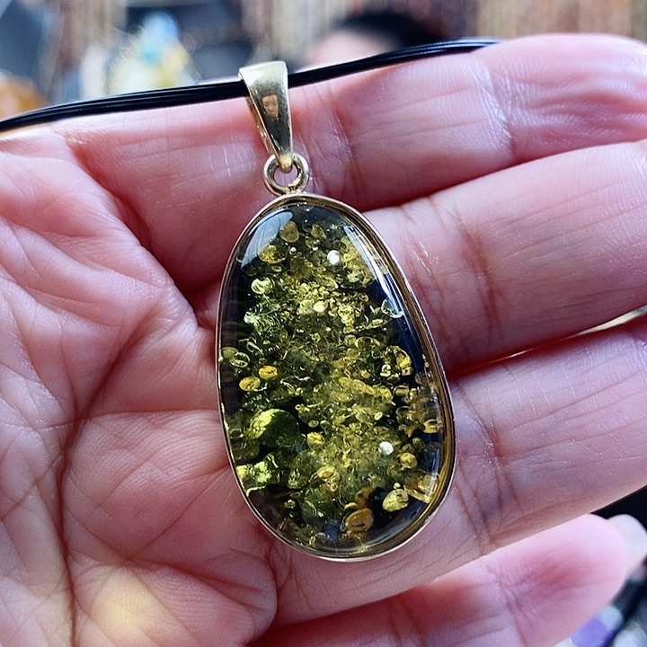 琥珀颈饰银S925镶嵌绿珀吊坠