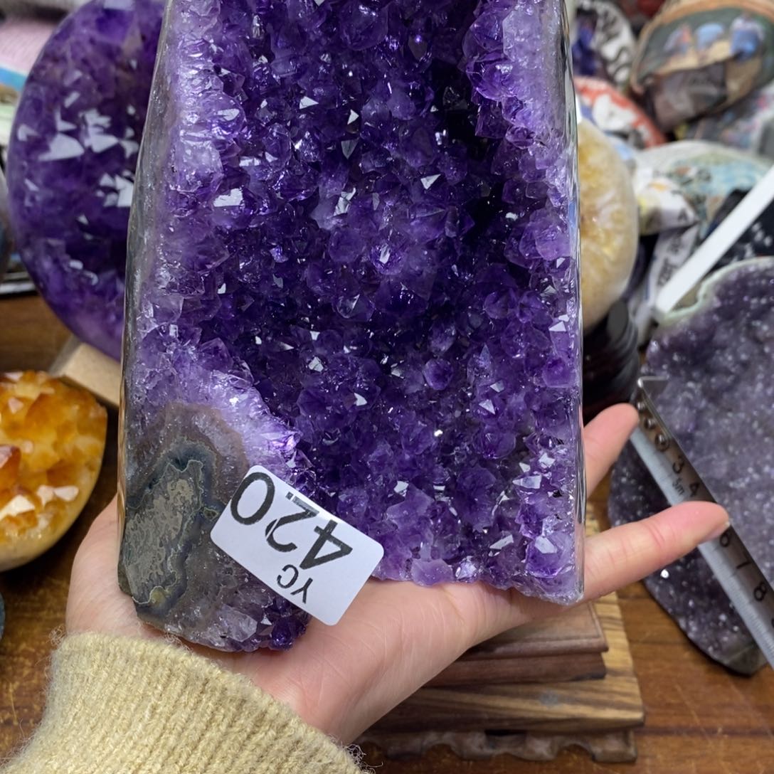 水晶大型摆件（非配饰）未镶嵌