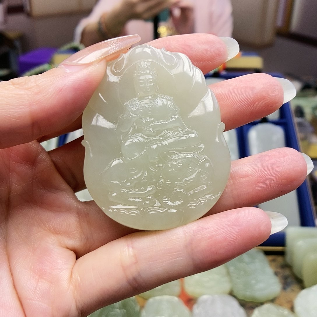 和田玉颈饰未镶嵌燚****制