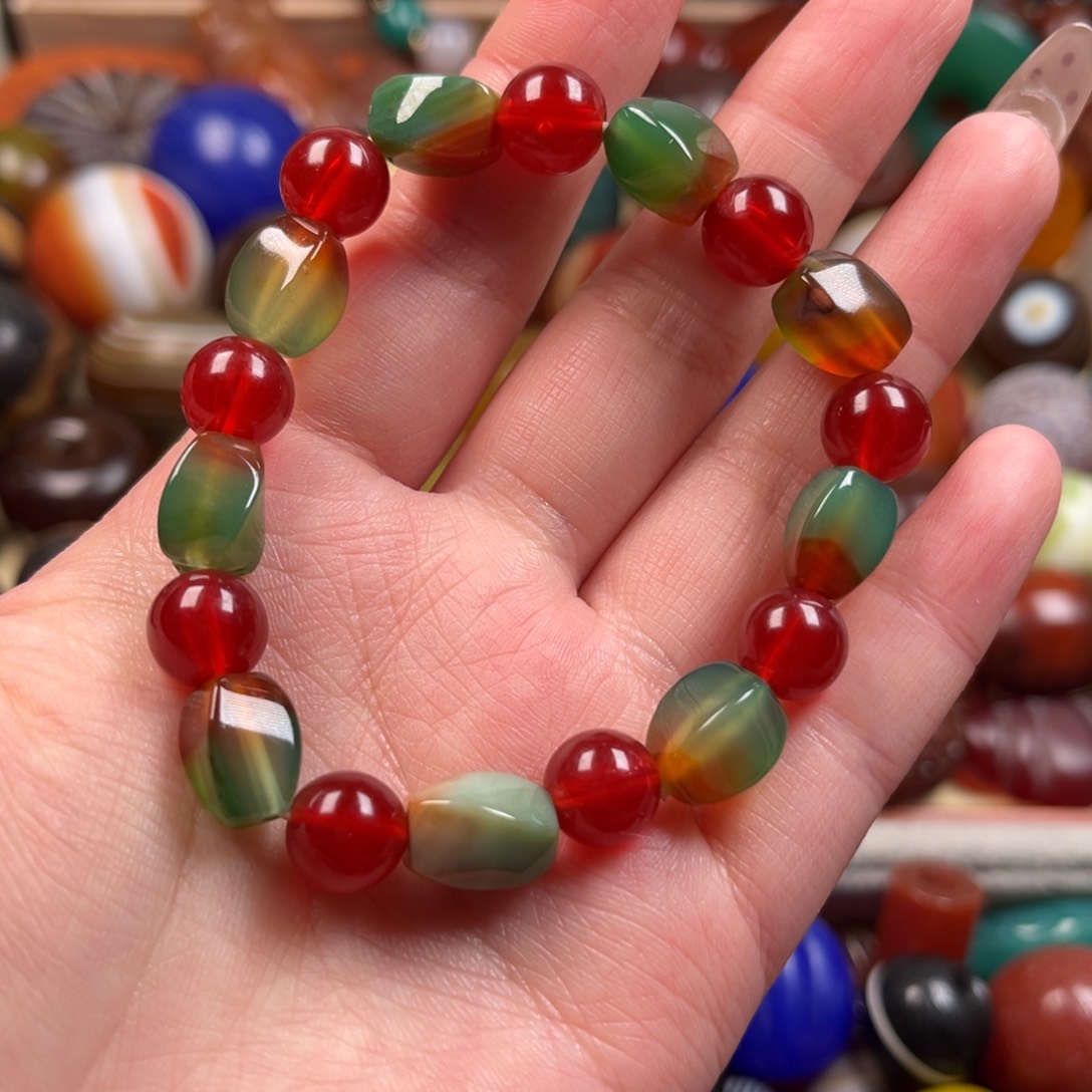 玛瑙/玉髓颈饰未镶嵌