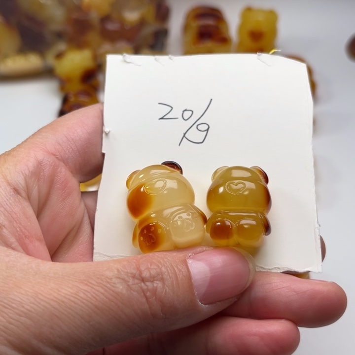 琥珀颈饰未镶嵌琥珀蜜蜡