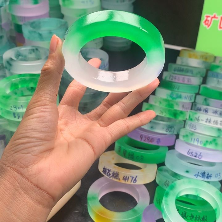 ·***·玉定制商品以截图为准