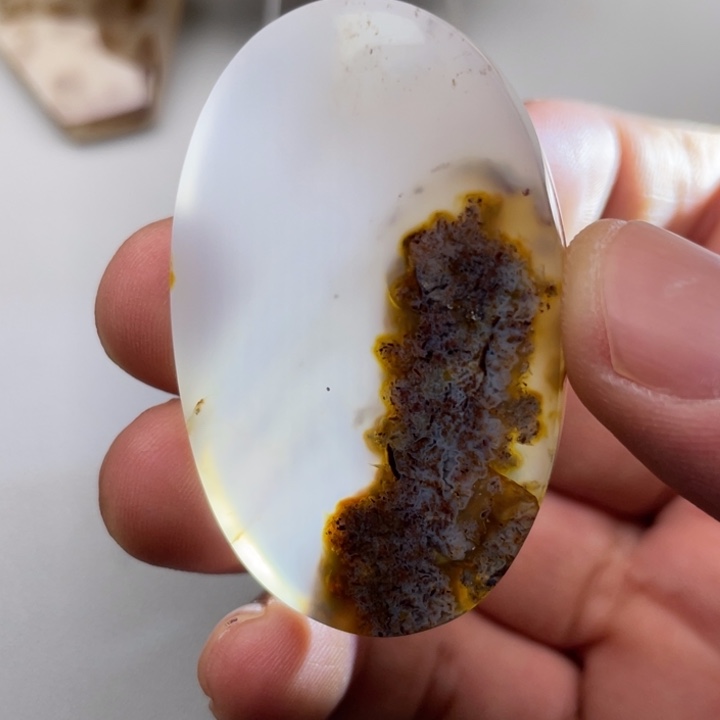 玛瑙/玉髓颈饰未镶嵌少*