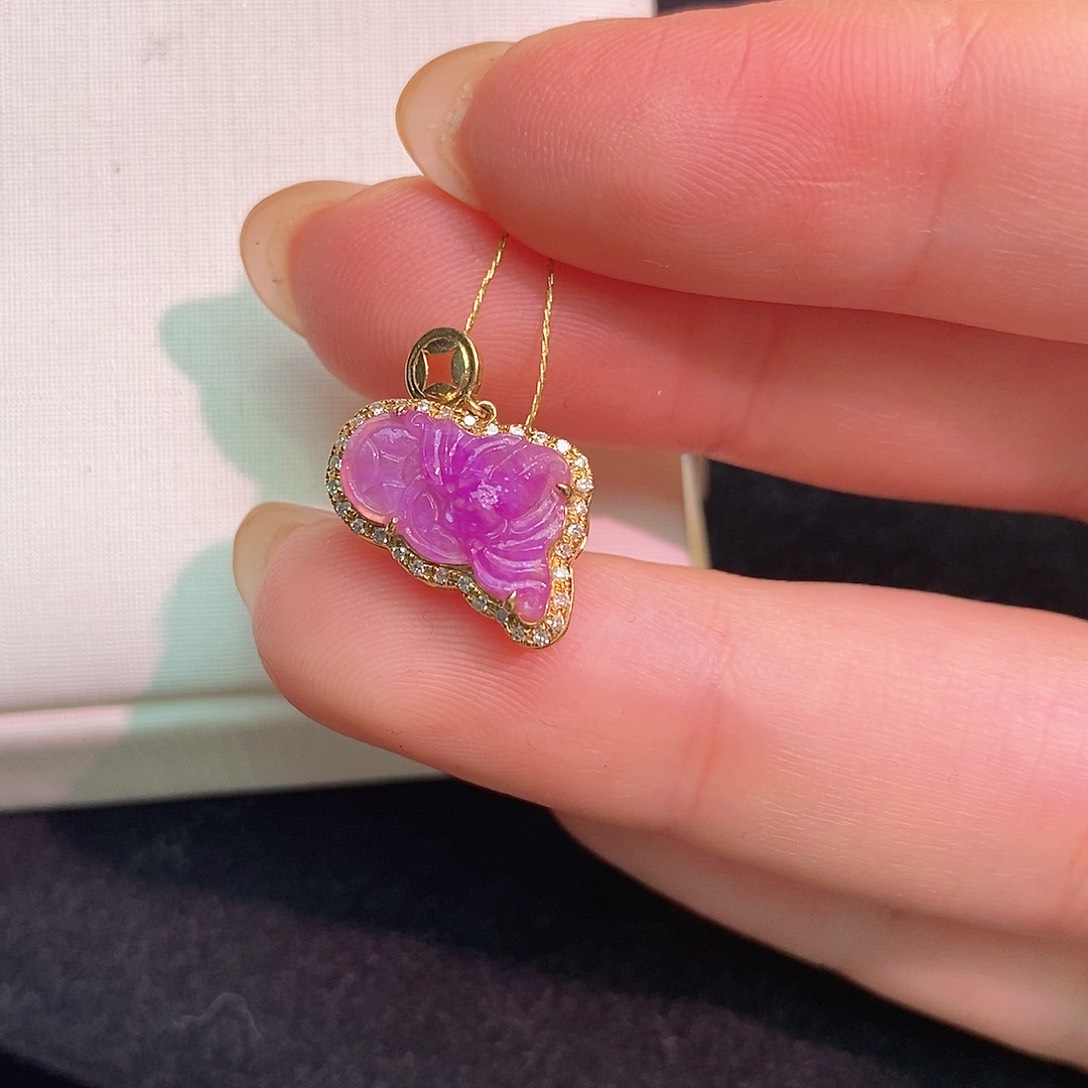 苏纪石（舒俱来）18K金镶嵌吊坠(不含链)