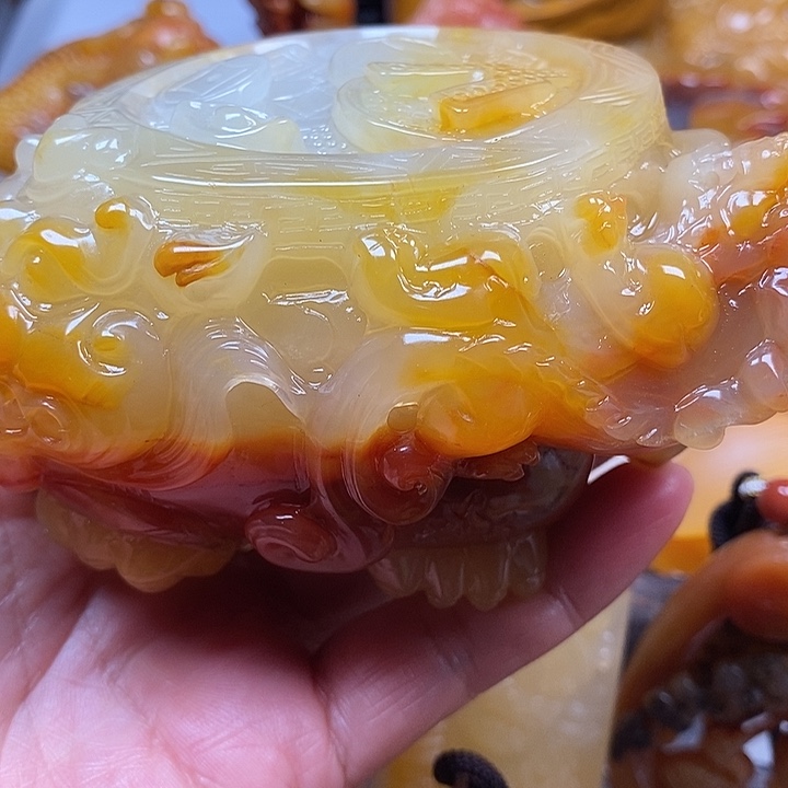石英质玉（黄龙玉）合金颈饰