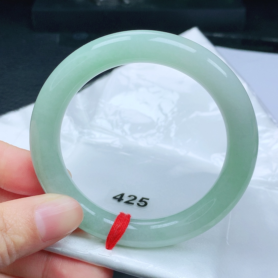 翡翠手镯（圆镯）未镶嵌5455