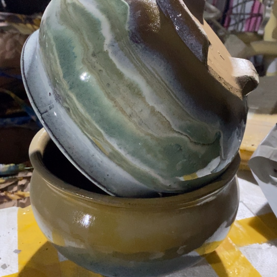 红陶瑕疵19-12两个