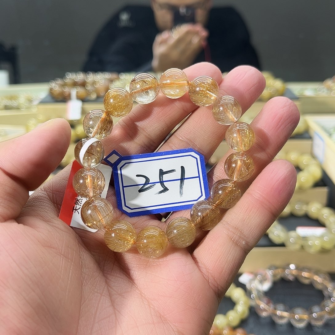 水晶手链未镶嵌田***妞晶莹剔透