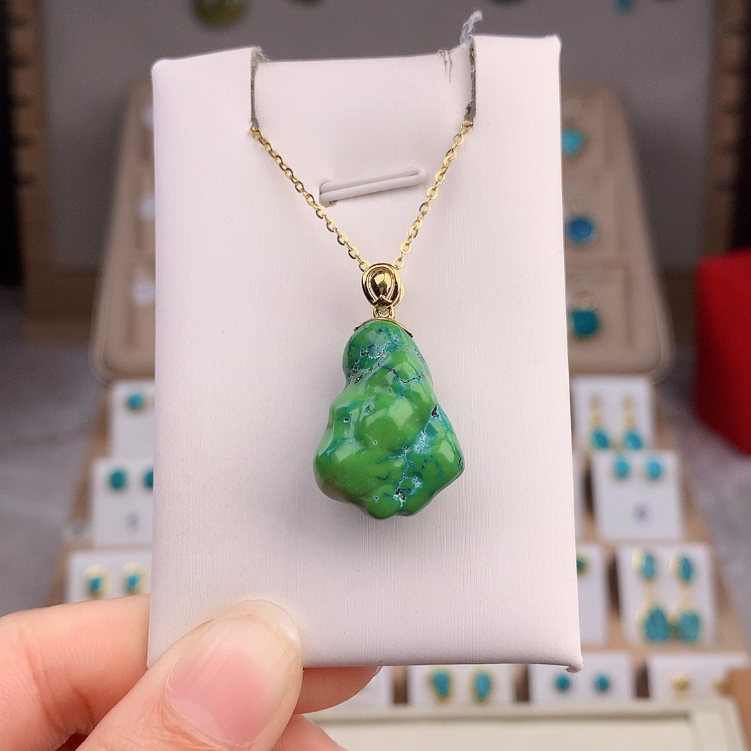 绿松石耳饰18K金镶嵌