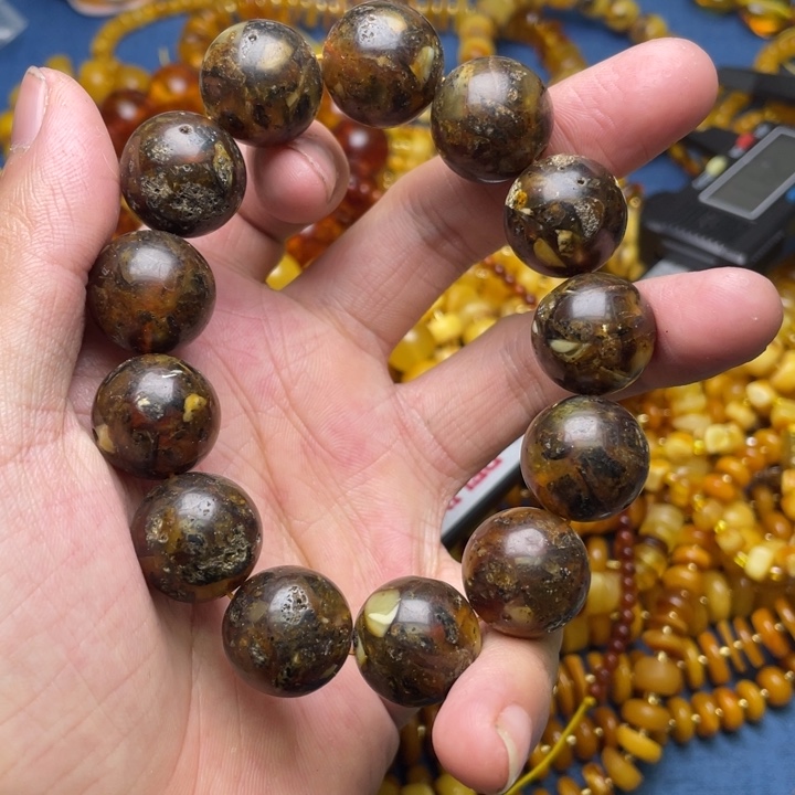 琥珀未镶嵌珠宝奇石