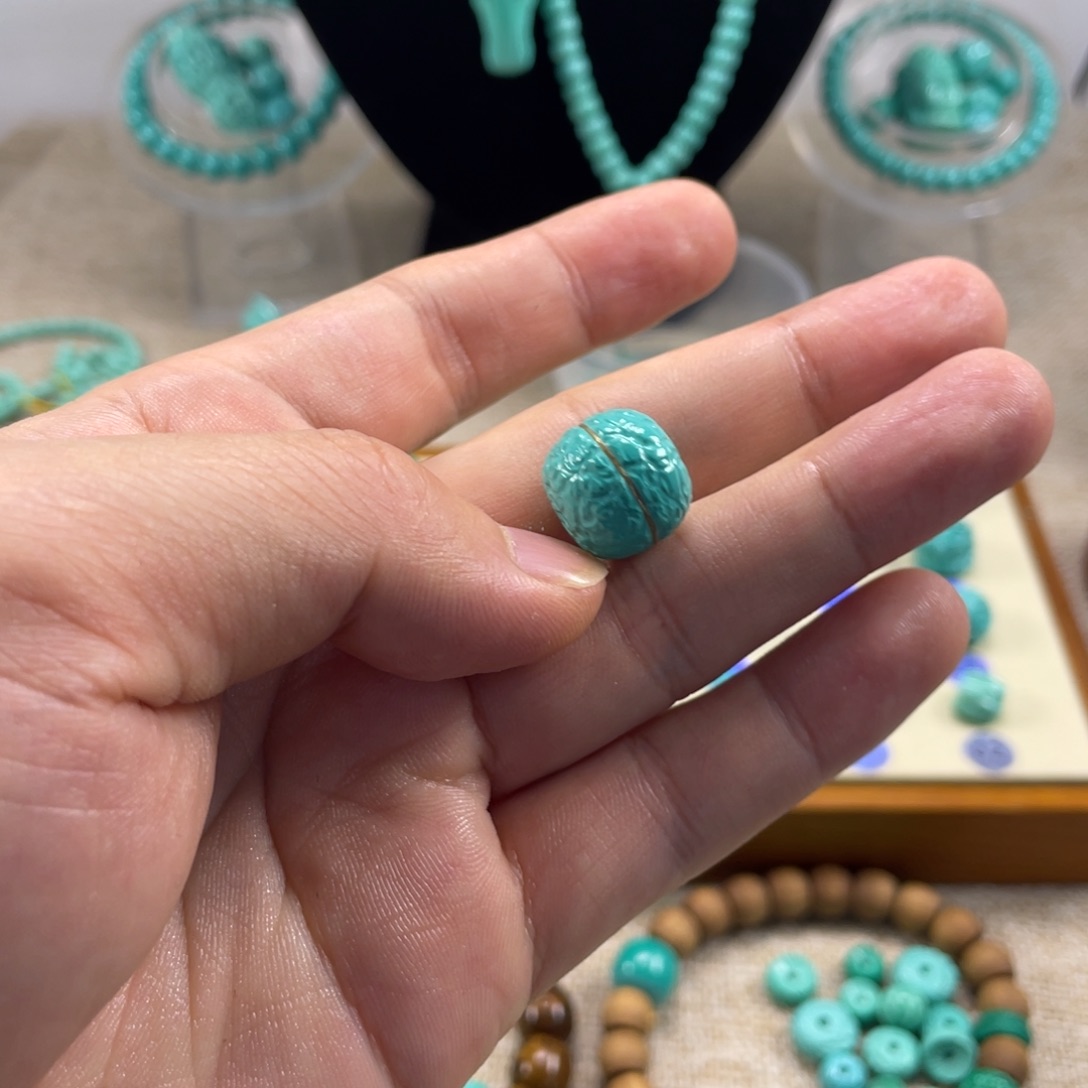 十堰手工雕刻配饰配珠，直径14