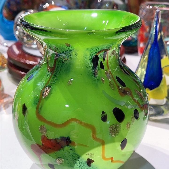 纯手工制作琉璃产品微瑕