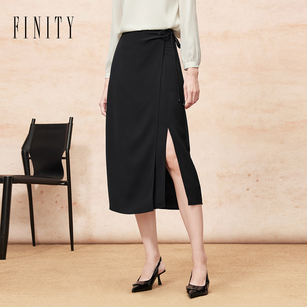 FINITY 半身裙秋季新款简约开叉设计气质优雅半裙 F21Y8B21Q2