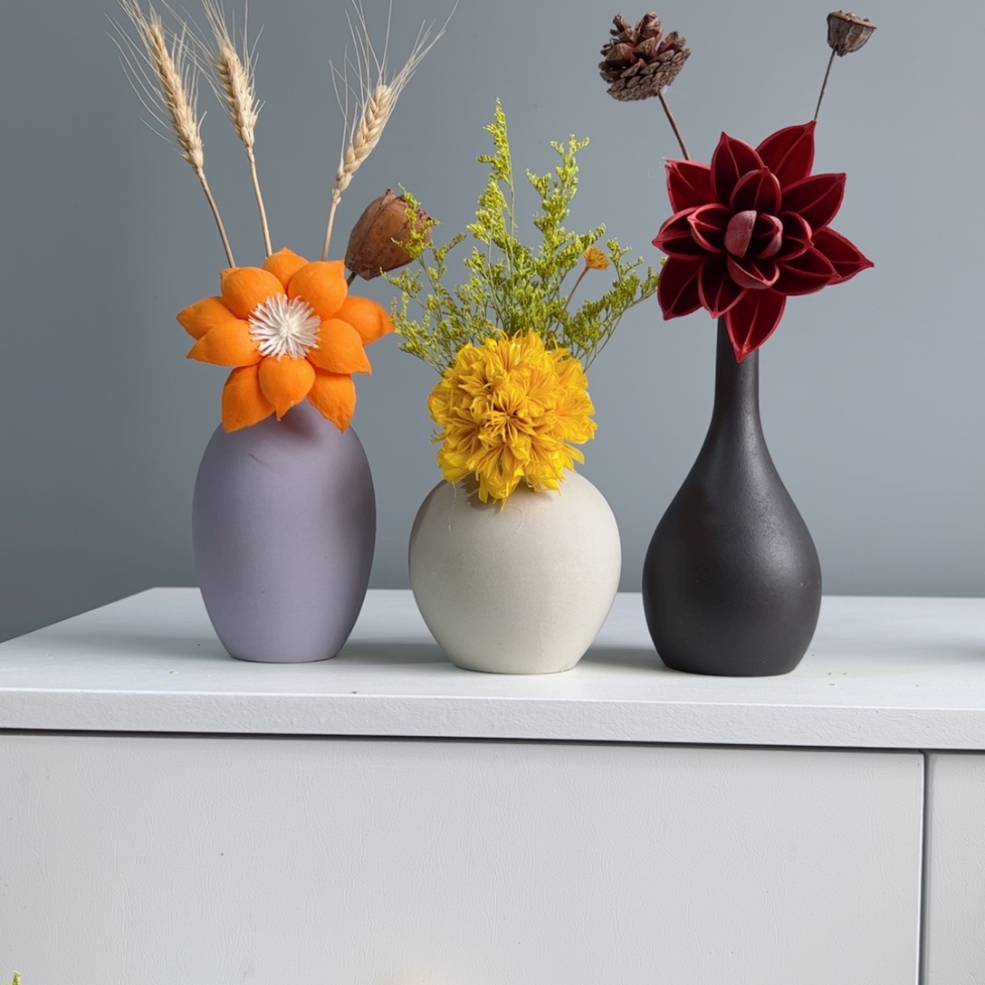 摆件陶瓷小花瓶摆件含花总高约20-30cm